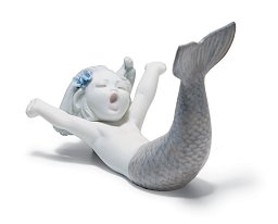 Фарфоровая статуэтка русалки с цветком в волосах Waking up at Sea Lladro 01018113