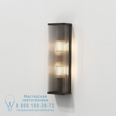 1427011 Avignon Square 500 настенный светильник Astro lighting Бронза