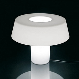 Amami TL Artemide Amami настольный светильник с широким круглым плафоном и утолщённой цилиндрической ножкой