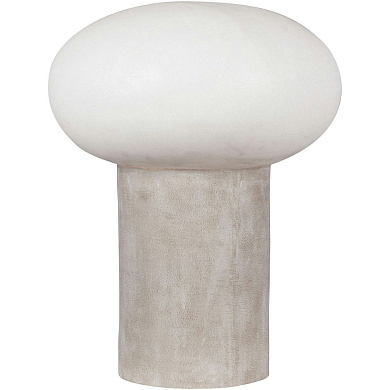 подвесной светильник с шаровым плафоном и латунной арматурой