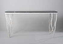 Drift White shown with Nero Marquina
