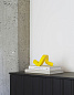 607883 Normann Copenhagen Crooked Одна свеча, желтая — фото 6
