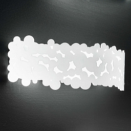 441/1A white IDL Bubbles настенный светильник белого цвета с декоративными вырезами
