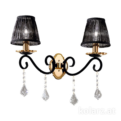 настенный светильник с двумя абажурами и декоративными элементами