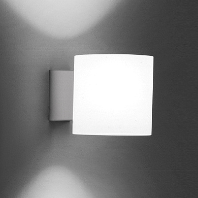 Настенный светильник Tube Martinelli Luce 1261/V/BI