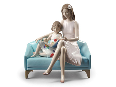 OUR READING MOMENT MOTHER Фарфоровый декоративный предмет Lladro 1009225