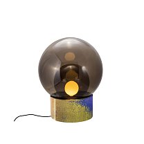 Boule Small, внешняя сфера — дымчато-серое стекло, внутренняя — дымчато-серое стекло, керамическое основание Colombia (сине-жёлтая глазурь)