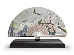 1001936 Lladro Japanese Traditions фарфоровый декоративный веер на подставке