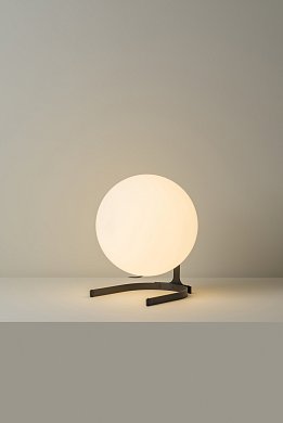Настольная лампа Milan Iluminacion Moth, черный