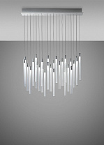подвесной светильник с длинными алюминиевыми подвесами в несколько рядов