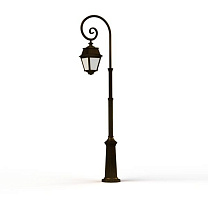 Avenue 2 N° 8; Opal PMMA Built-in LED 2700°K warm white 13W; Gold patina