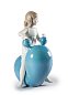 Фарфоровая статуэтка девочки с голубым шаром My Seesaw Balloon Lladro 01009368 — фото 1