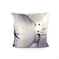 Seletti wears Toiletpaper Подушка из ткани квадратной формы Seletti PID323490