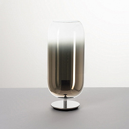 1408060A Artemide Gople настольная лампа с цилиндрическим плафоном из стекла с плавным переходом серо-бежевого цвета