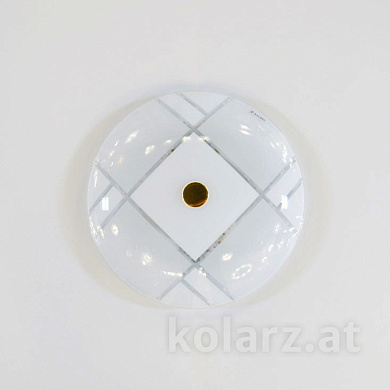 потолочный светильник с круглым золотым плафоном