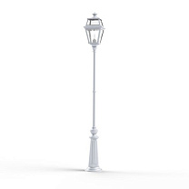 Place des Vosges 2 N° 8; Clear glass E27 105W; White