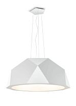 подвесной светильник с геометрическим плафоном белого цвета