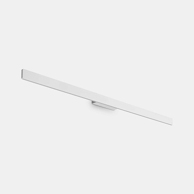 уличный настенный светильник белый линейного типа для фасадной подсветки