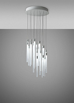 подвесной светильник с алюминиевыми трубками на общей платформе