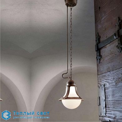 подвесной потолочный светильник с округлым металлическим плафоном и стеклянным рассеивателем