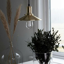 442665 Globen Lighting Disc подвесной светильник с дисковым плафоном и латунным креплением