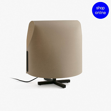 настольная лампа верблюжья/чёрная (размер M)