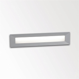 304 32 02 93 A Delta Light Logic настенный светильник с защитой IP65