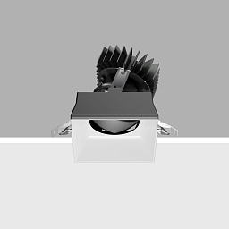 Laser-Blade-XL-Adjustable iGuzzini Laser-Blade-XL Встраиваемый в потолок светильник