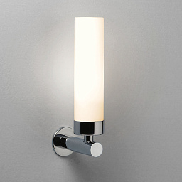 1021001 Astro lighting Tube настенный светильник с цилиндрическим плафоном из матового стекла на хромированном основании