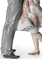 1008330 Lladro Utopia II фарфоровая фигурка мужчины с ребёнком — фото 1