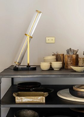 Настольная лампа La Lampe Frechin DCW éditions, чёрный мрамор, золотистый LA LAMPE FRECHIN T 2700K MA BL-GOL
