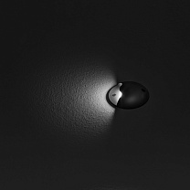 встраиваемый в грунт светильник с углом свечения 120°, создаёт равномерное общее освещение фасадов