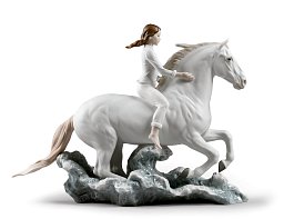 Фарфоровая статуэтка всадницы на коне у моря Riding Her Horse on the Seashore Lladro 01009371