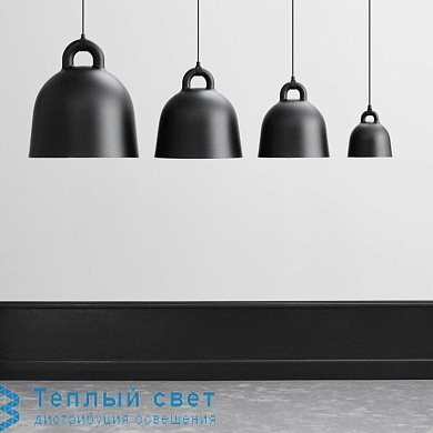 подвесной светильник в форме колокола черного цвета