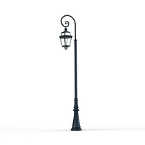 Place des Vosges 3 N° 10; Clear glass E27 105W; Green Patina
