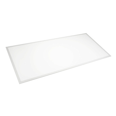 встраиваемая потолочная панель прямоугольной формы с равномерным рассеянным светом
