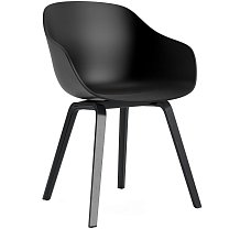 About A Chair AAC 222, основание черный лакированный дуб / корпус полипропилен, черный