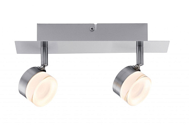 потолочный светильник с тремя источниками света