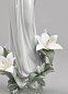 Фарфоровая статуэтка Мадонны с Младенцем и лилиями Madonna of The Flowers Lladro 01008322 — фото 2