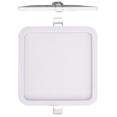 встраиваемый потолочный точечный светильник квадратной формы