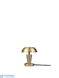 1104264668 Ferm Living Tiny настольная лампа с металлическим купольным абажуром