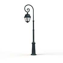 Avenue 2 N° 8; Opal PMMA Built-in LED 2700°K warm white 13W; Green Patina