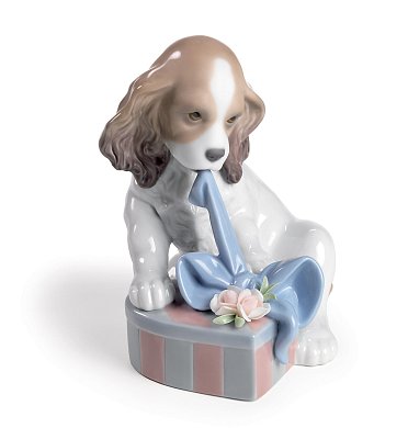 Фарфоровая статуэтка щенка с коробкой-сердцем Can't Wait Lladro 01008312