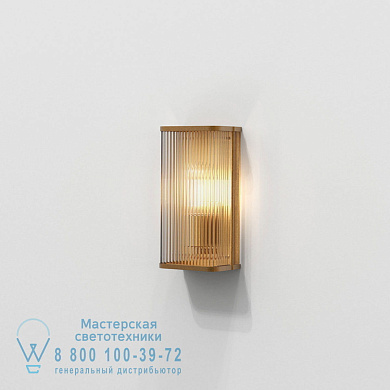 1427010 Avignon Square 300 настенный светильник Astro lighting Античная латунь