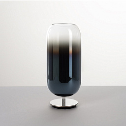 1408050A Artemide Gople настольная лампа с вытянутым стеклянным плафоном градиентного чёрно-прозрачного оттенка