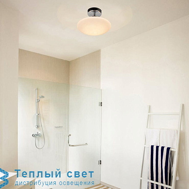 потолочный светильник с матовым плафоном