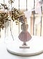 Фарфоровая статуэтка играющей девочки Girl's Fun Lladro 01009377 — фото 1