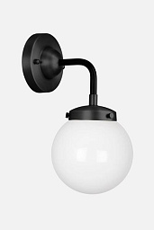 990511 Globen Lighting Alley настенный светильник с шаровым плафоном для ванной комнаты