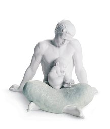 Фарфоровая статуэтка отца с сыном The Father Lladro 01008407