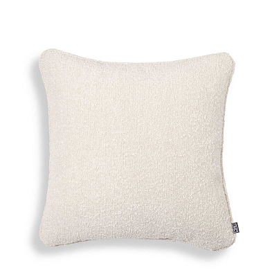 подушка из ткани boucle в кремовом цвете